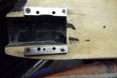 Engine mounting