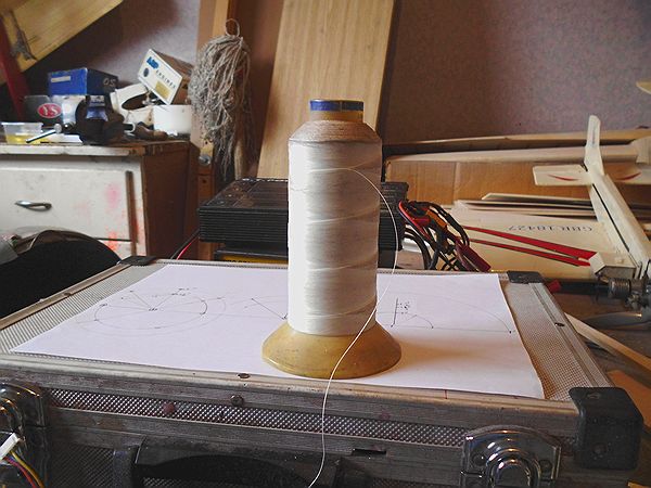 Binding thread for control line ends